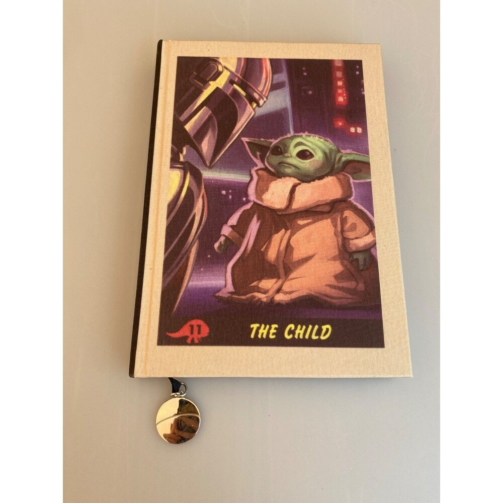 Disney Star Wars: The Mandalorian The Child Yoda Grogu Notebook writing NWT